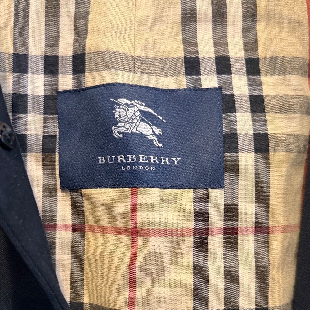 Burberry Black Trench Coat with Check Lining - Picture 2 of 5